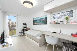 Modern möbliert | TG-Stellplatz | 10 Min. zu AUDI uvm. – Regensburger Straße 41a, 85055 Ingolstadt – Vorschaubild 3