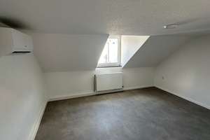 Wohnen im sanierten Dachgeschoß auf der Pfeilstraße *mittendrin statt nur dabei* – Pfeilstraße 20, 50672 Altstadt/Nord, Köln – Vorschaubild 12