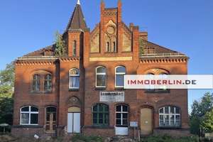 IMMOBERLIN.DE - Historischer Bahnhof mit Nebengebäude & großartigem Potenzial für Wohnen & Arbeiten