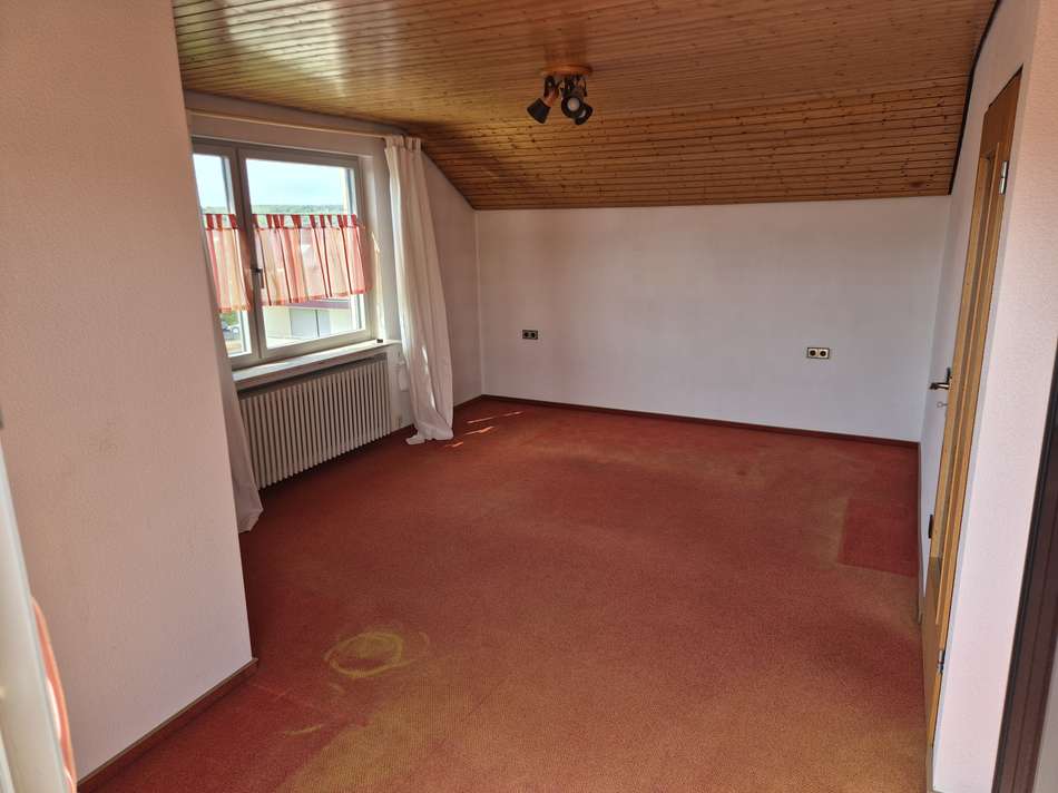 Schlafzimmer 4