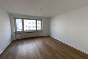 Renovierte 3-Zimmer-Wohnung mit Balkon in zentraler Lage – Corneliusstraße 125, 40215 Friedrichstadt, Düsseldorf – Vorschaubild 4