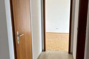 Bogenhausen: Helle 2-Zimmer-Wohnung mit Balkon im 7. Obergeschoss – Titurelstraße 2, 81925 Herzogpark, München – Vorschaubild 3