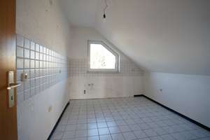 3-Zimmer-Wohnung im Dachgeschoss mit Balkon und Blick in den Odenwald – Katharinenstraße 9, 64297 Eberstadt, Darmstadt – Vorschaubild 14