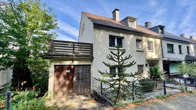 ZWEI EINHEITEN, DREI ETAGEN, VIELE MÖGLICHKEITEN – IMMOBILIE MIT POTENZIAL !!!