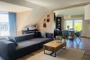 Provisionsfrei: Helle Maisonette mit Erker, Garage & Südbalkon in Salzgitter Fredenberg