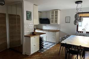 Außergewöhnliches Maisonette-Mondän. Elegantes Split-Level-Wohnen auf 4 Ebenen mit Blick ins Grüne. – Brabantstr. 12, 40235 Grafenberg, Düsseldorf – Vorschaubild 2