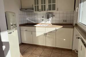 Zentral gelegen, dennoch ruhig und komfortabel – Ihr neues Zuhause in Essen-Borbeck. – Die vollständige Adresse der Immobilie erhältst du vom Anbieter., 45355 Borbeck-Mitte, Essen – Vorschaubild 3