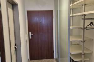Exklusive 2-Raum-Maisonette-Wohnung mit gehobener Innenausstattung mit EBK in München Solln – Die vollständige Adresse der Immobilie erhältst du vom Anbieter., 81479 Solln, München – Vorschaubild 2