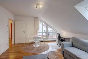 Möbliert: Gut geschnittene Dachterrassenwohnung – Die vollständige Adresse der Immobilie erhältst du vom Anbieter., 80805 Alte Heide-Hirschau, München – Vorschaubild 2