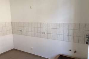 2 Zimmer Altbau Wohnung - Nachmieter zum 01.03. – Wilhelm-Kobelt-Straße 18, 39108 Stadtfeld Ost, Magdeburg – Vorschaubild 3