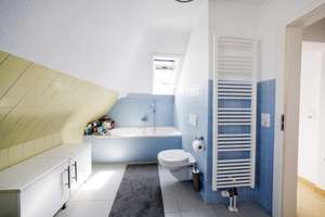 Beste Aussichtslage - Charmantes 2-3 Familienhaus mit großem Garten  – Die vollständige Adresse der Immobilie erhältst du vom Anbieter., 70195 Botnang-Süd, Stuttgart – Vorschaubild 26