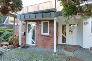 Großzügiges Wohnhaus mit Einliegerwohnung/Büro im Grünen in Hamburg-Rahlstedt – Die vollständige Adresse der Immobilie erhältst du vom Anbieter., 22147 Rahlstedt, Hamburg – Vorschaubild 9