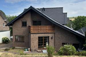 Einfamilienhaus mit 180 m² Wohnfläche in Heimbach – Die vollständige Adresse der Immobilie erhältst du vom Anbieter., 52396 Heimbach – Vorschaubild 2