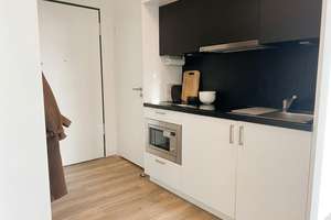 Helle, möblierte 2-Zimmer-Wohnung zur Miete in Hamburg - Wentzel Dr. – Billhorner Kanalstraße 49, 20539 Rothenburgsort, Hamburg – Vorschaubild 4