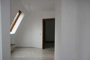 !! VIEL PLATZ FÜR DIE FAMILIE !! 4,5 R. DG, WOHNUNG, ca.98 m2 WFL, IN DER GELSENKIRCHENER - CITY !! – Knappenstr. 28, 45879 Neustadt, Gelsenkirchen – Vorschaubild 5