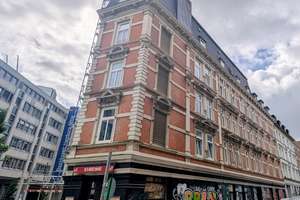 Hochwertige, modernisierte 4,5-Zimmer-Altbau-Wohnung in Hamburgs Neustadt
