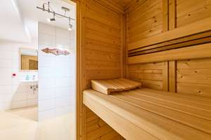 Großzügiges Familienhaus mit Garten, Sauna & Photovoltaik in ruhiger Lage von Waldtrudering – Die vollständige Adresse der Immobilie erhältst du vom Anbieter., 81827 Waldtrudering, München – Vorschaubild 25