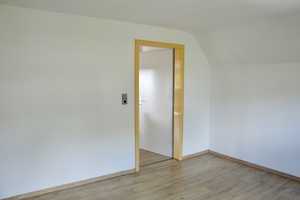 Freistehendes Einfamilienhaus mit Garten in schöner Lage in Murg-Niederhof – Rhinastraße 9, 79730 Waldshut (Kreis) – Vorschaubild 8