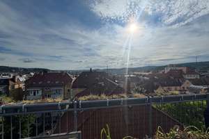 Hochwertige Maisonettewohnung mit 5 Zimmern und Balkon in Stuttgart West