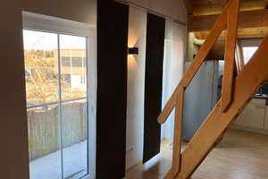 Vollmöbliertes Wohnen in Geltendorf: Ein-Zimmer-Dachgeschosswohnung mit Balkon – Am Sportplatz 12, 82269 Geltendorf – Vorschaubild 7