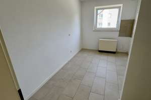 Gepflegte & helle 3‑Zimmer Wohnung mit Balkon in Bielefeld-Gellershagen  – Mergenthalerweg 20, 33613 Schildesche, Bielefeld – Vorschaubild 4