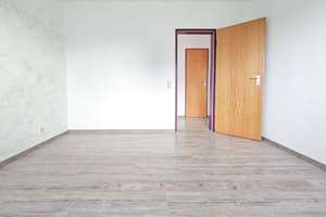 !! Freistehendes Ein-bis Zweifamilienhaus mit 2 Garagen in gefragter und ruhiger Lage von Grambke !! – Wörpedahler Straße 25, 28719 Burg-Grambke, Bremen – Vorschaubild 29
