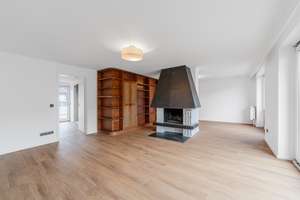 Wohnen über den Dächern von Derendorf – stilvolle Wohnung mit Kamin und zwei Terrassen – Die vollständige Adresse der Immobilie erhältst du vom Anbieter., 40476 Derendorf, Düsseldorf – Vorschaubild 3