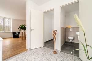 Wohnen an der Saale - Stadtvilla mit viel Komfort, Terrasse und Garten, Garage – Zum Böllberger Ufer 10, 6128 Halle (Saale) – Vorschaubild 4