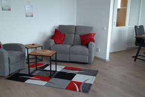 Gepflegte 3-Zimmer-Wohnung mit schönem Fernblick im Columbus-Center – Die vollständige Adresse der Immobilie erhältst du vom Anbieter., 27568 Mitte, Bremerhaven – Vorschaubild 2