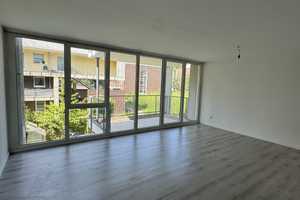 sanierte 2-Zimmwerwohnung *Balkon* – Kampstraße 19, 46117 Oberhausen – Vorschaubild 1