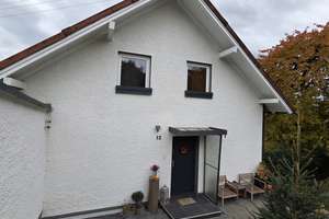 Ein Zuhause zum Wohlfühlen: Renoviertes Haus mit großem Südgarten – Die vollständige Adresse der Immobilie erhältst du vom Anbieter., 94513 Schönberg – Vorschaubild 4