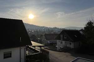 "Charme trifft Qualität"  Reihenendhaus mit Carport - EBK in schöner Lage – Die vollständige Adresse der Immobilie erhältst du vom Anbieter., 64385 Reichelsheim (Odenwald) – Vorschaubild 2