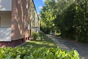Sonniges JUWEL  im begehrten Komponistenviertel – Stilvolle 3 - Zi - ETW mit großen  Balkon & Garage – Die vollständige Adresse der Immobilie erhältst du vom Anbieter., 12207 Lankwitz, Berlin – Vorschaubild 1