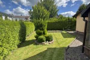 Kreuztal  Eichen, modernisiertes 2 Fam. Haus mit sonnigem Garten und hohem Wohnwert – Die vollständige Adresse der Immobilie erhältst du vom Anbieter., 57223 Kreuztal – Vorschaubild 56