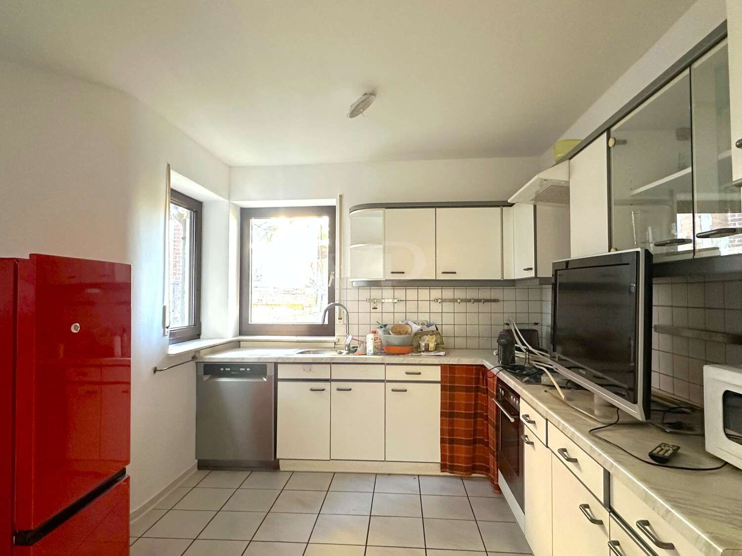 Immobilie in Hilders - Zuhause im Grünen - Gepflegtes Einfamilienhaus in idyllischer Lage der Rhön - Bild 2