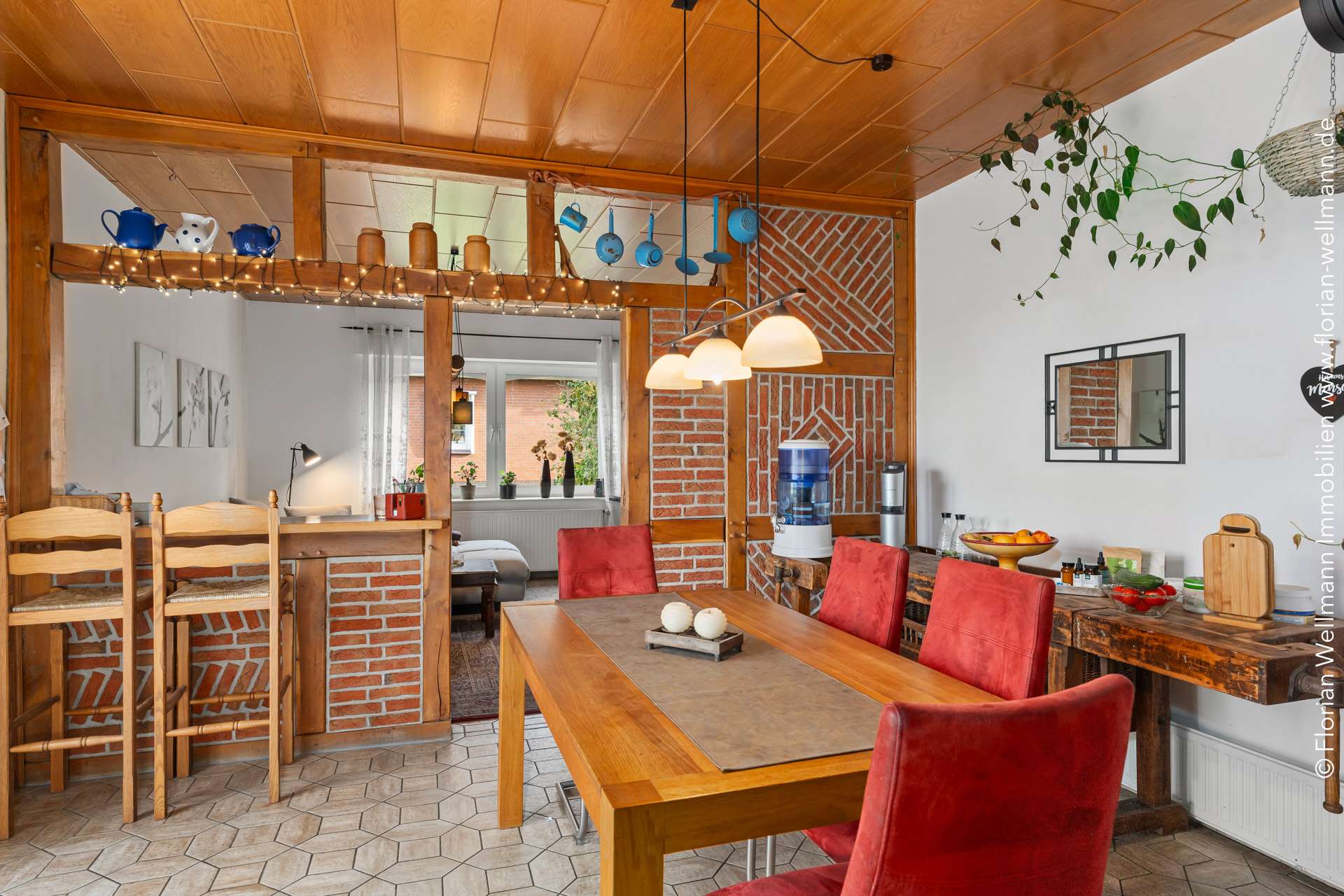 Immobilie in Twistringen - Twistringen | Attraktives Ein- bis Zweifamilienhaus mit historischem Charme und Doppelgarage auf gro - Bild 12