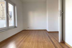 Stadtleben trifft Wohnqualität – 4 Zimmer, Kamin und drei Balkone – Oststraße 37, 40211 Stadtmitte, Düsseldorf – Vorschaubild 24