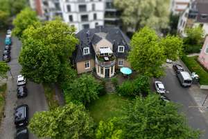 Historische Stadtvilla mit Rheinblick – Exklusive Altbauwohnung direkt an der Bastei – Die vollständige Adresse der Immobilie erhältst du vom Anbieter., 50668 Neustadt/Nord, Köln – Vorschaubild 2