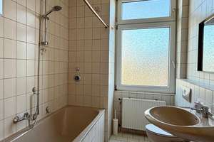 Charmante 3-Zimmer-Altbauwohnung in begehrter Karlsruher Wohnlage – Die vollständige Adresse der Immobilie erhältst du vom Anbieter., 76135 Südweststadt, Karlsruhe – Vorschaubild 12