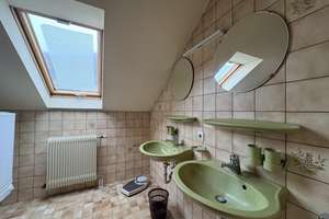 Viel Platz für die ganze Familie in guter Lage! – Die vollständige Adresse der Immobilie erhältst du vom Anbieter., 72393 Burladingen – Vorschaubild 21
