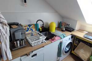 Charmante 2-Zimmer-DG-Wohnung in Lerchenau, München (Nähe BMW) – Berberitzenstraße 58, 80935 Lerchenau-Ost, München – Vorschaubild 21