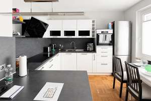 Wohnen wie im eigenen Haus | ca. 125,6 m² Wohnnutzfläche, Garten & große Terrasse – 45128 Südviertel, Essen – Vorschaubild 2