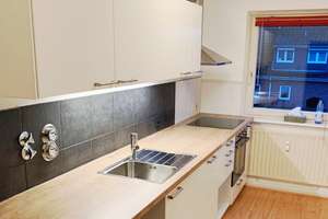 Ruhige, charmante 2-Zimmer-Wohnung mit himmlischem Ausblick im Hamburger Osten – provisionsfrei! – Die vollständige Adresse der Immobilie erhältst du vom Anbieter., 22045 Tonndorf, Hamburg – Vorschaubild 7