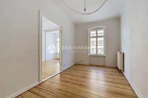 BEZUGSFREI: 3-Zi.-Altbauwohnung, Balkon, Stuck, Dielen für den individuellem Gestaltungsspielraum! – 10713 Wilmersdorf, Berlin – Vorschaubild 9