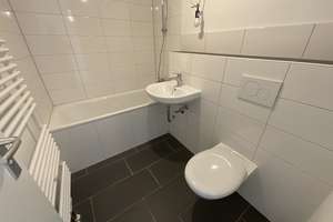 Frisch renovierte 1 Zimmer-Wohnung mit modernem Duschbad und Balkon – 22417 Langenhorn, Hamburg – Vorschaubild 7