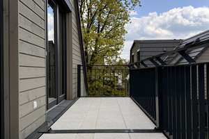 Sonniger 3 Zimmer-Dachterrassentraum 01.06. zu vermieten – Ulfilasstraße 31, 81739 Waldperlach, München – Vorschaubild 1