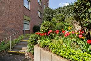 Großzügige 2-Zimmer Wohnung mit Panoramablick in Düsseldorf-Ludenberg! – Die vollständige Adresse der Immobilie erhältst du vom Anbieter., 40629 Ludenberg, Düsseldorf – Vorschaubild 1