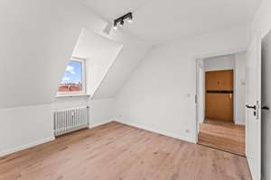 PROVISIONSFREI | 3 ZIMMER + KÜCHE + AUFZUG – Fürther Straße 156, 90429 Eberhardshof, Nürnberg – Vorschaubild 2