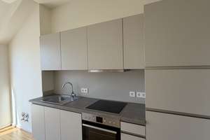 Helle 2-Raum-Wohnung im Zentrum mit Einbauküche und Balkon