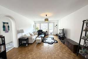 Beliebte Lage Stuttgart-West: Charmante 3,5-Zimmer-Wohnung mit Balkon & EBK – Die vollständige Adresse der Immobilie erhältst du vom Anbieter., 70197 Rotebühl, Stuttgart – Vorschaubild 1